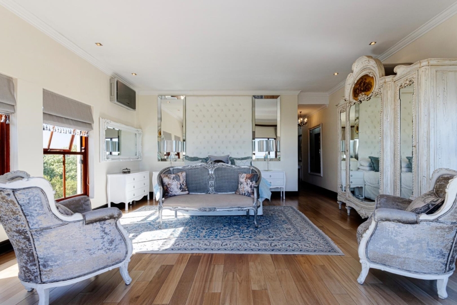5 Bedroom Property for Sale in Atlantic Beach Golf Estate Western Cape